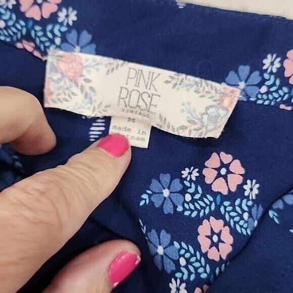 Pink Rose Women's Blue and Pink Floral 3/4 Tab Sleeve V Neck Top, Medium - Picture 4 of 8